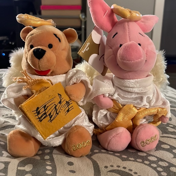 Angel pooh and angel piglet - Picture 1 of 5